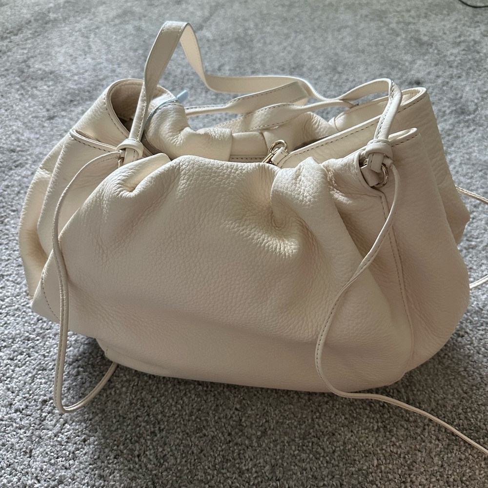 Elegant Cream Leather Tote Bag,brand new,but little defect